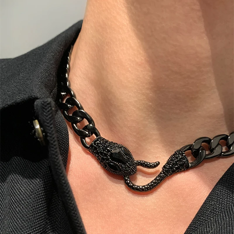 

Vintage Punk Black Silver Color Snake Necklace Couple Animal Clavicle Chain Lovers Choker Necklace Men Women Fashion Jewelry