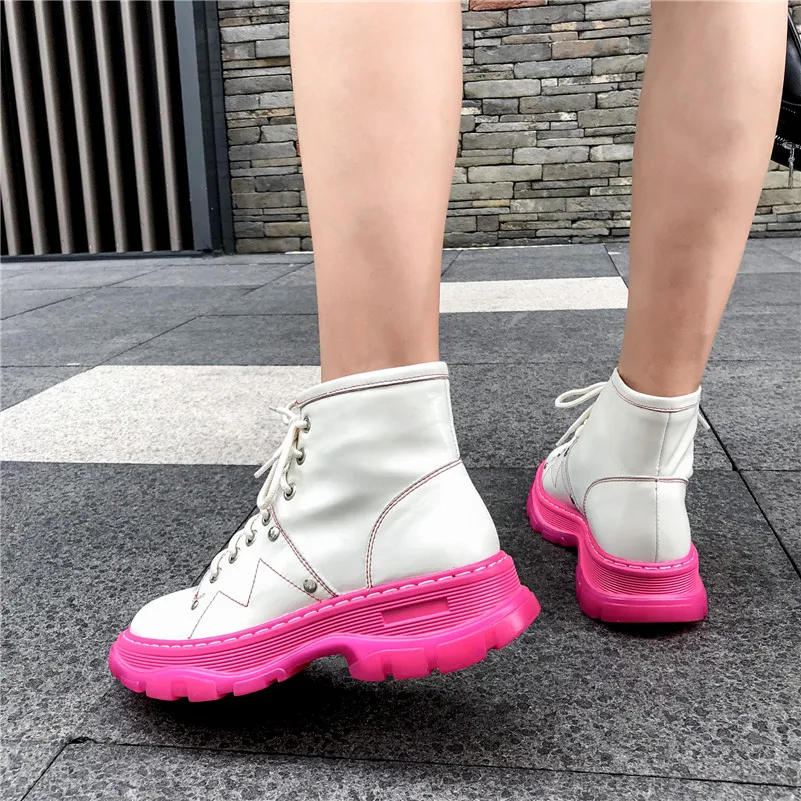 Женские ботинки на платформе FEDONAS зимние теплые короткие из натуральной кожи