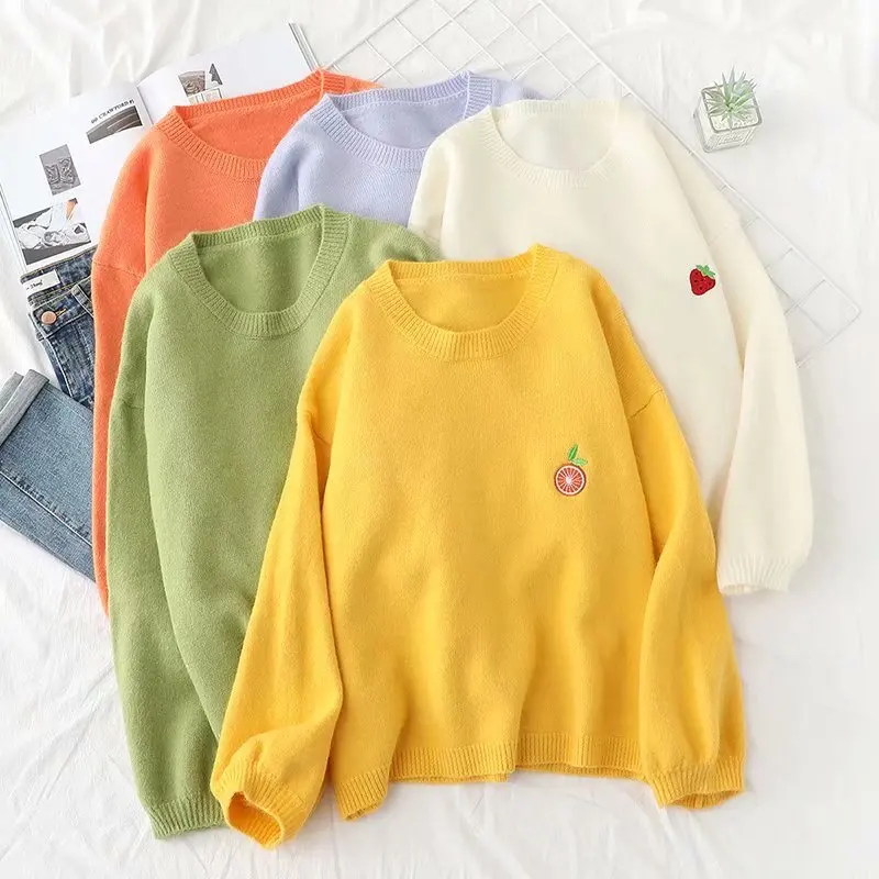 

Japanese embroidered pullover sweater women's lantern sleeves small fresh student loose Korean version of the pullover short kni