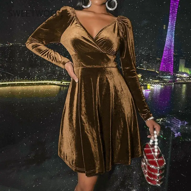 

Winter Wrinkled Velvet Dresses Warm Women Fashion Bodycon Autumn Dresses V-neck Dress Mini Sexy Evening Party Club