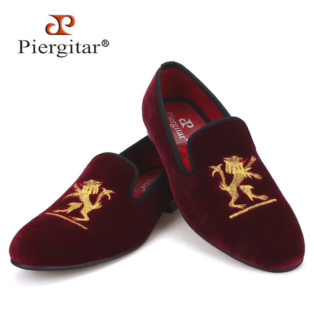 Piergitar British style lion embroidery men velvet shoes handmade 's loafers banquet and prom flats plus size | Обувь