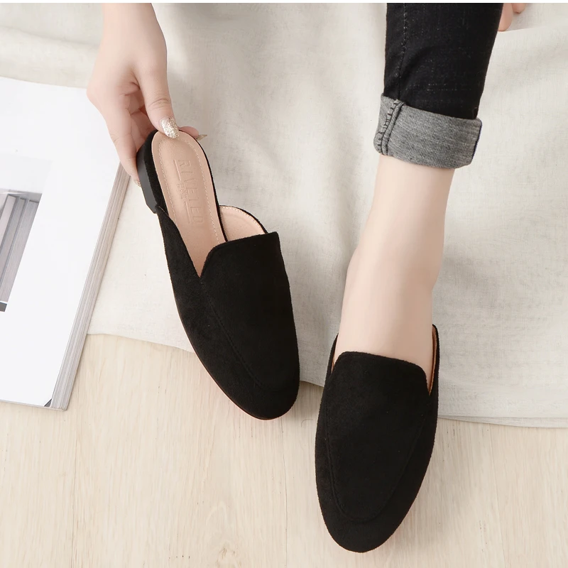 Women's Spring Autumn Flat Slippers Ladies Outdoor Casual Mules Shoes Female Luxury Lazy Fashion Slides Pointed Non-Slip Sandals