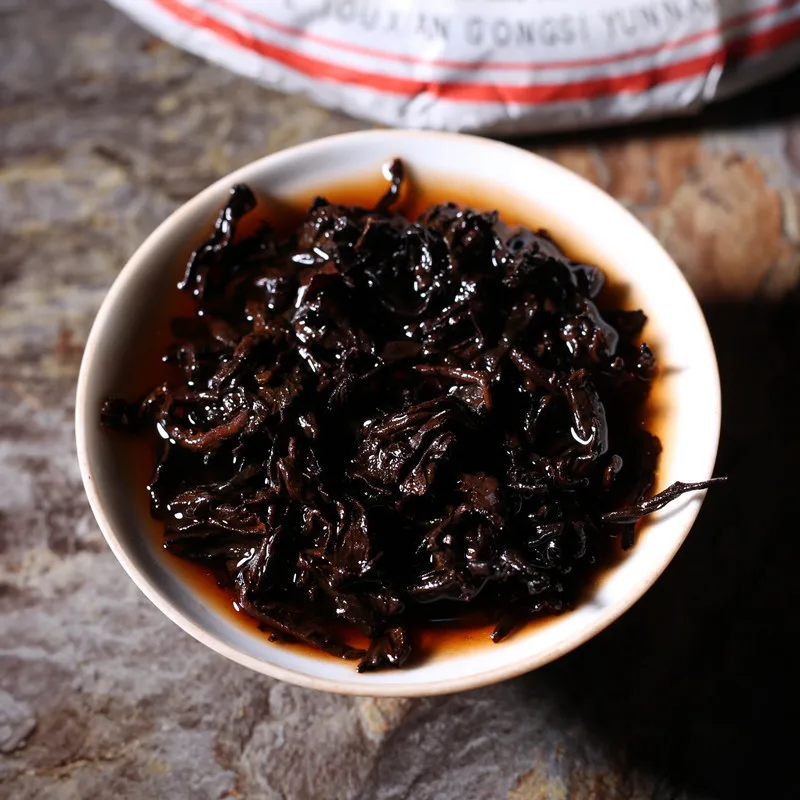 

2009 Year Menghai Heaven Earth Royal Big Tree Ban Zhang Tea 357g Ripe Shu Cha Pu-erh Cake