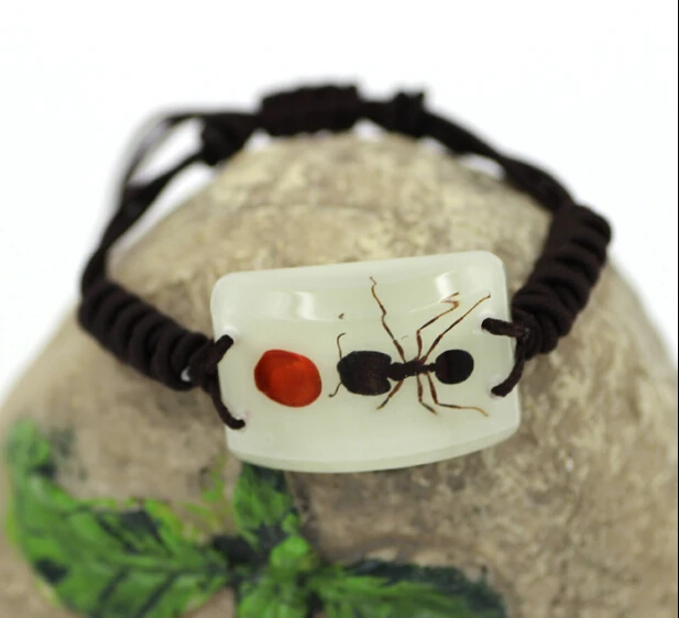 Серебристый браслет с красным муравьем подарок на день Святого Валентина