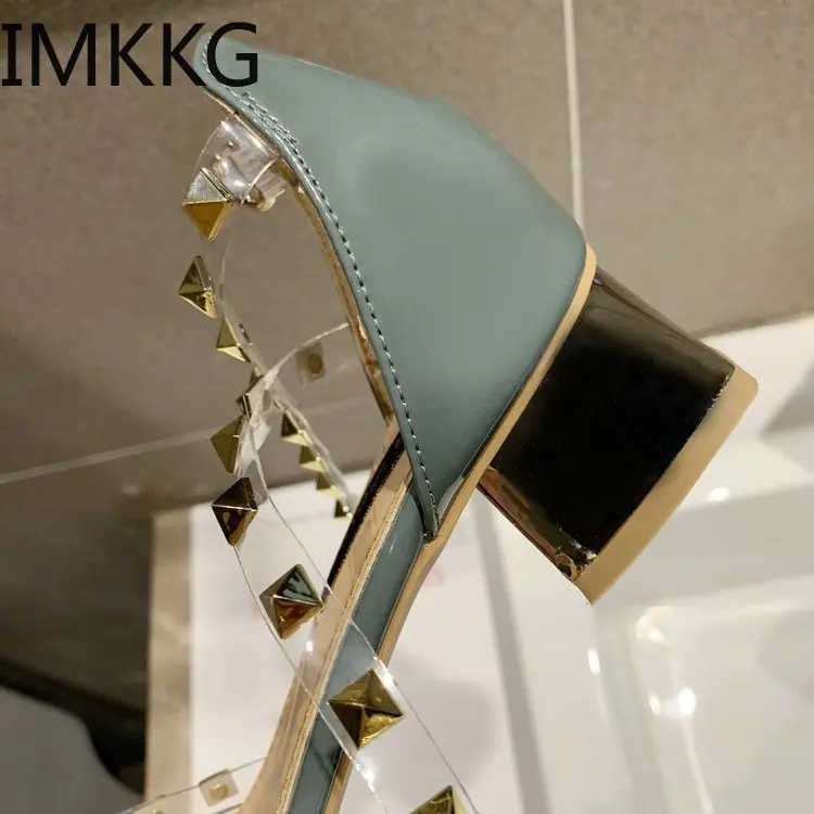 Туфли-лодочки женские на высоком каблуке заостренный носок платформа заклепки