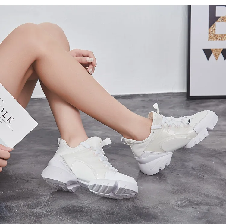 new hot sports running shoes Outdoor Lace-up Breathable Lightweight Sneakers Women Comfortable Athletic Shoes E31-100