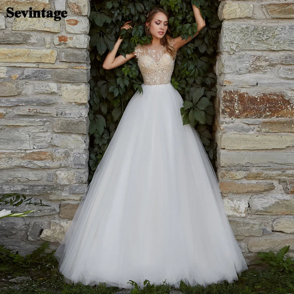 

Lace Bride Dress A-Line Buttons Back Beach Wedding Dresses 2021 White Sleeveless Princess Wedding Party Gowns Custom Made
