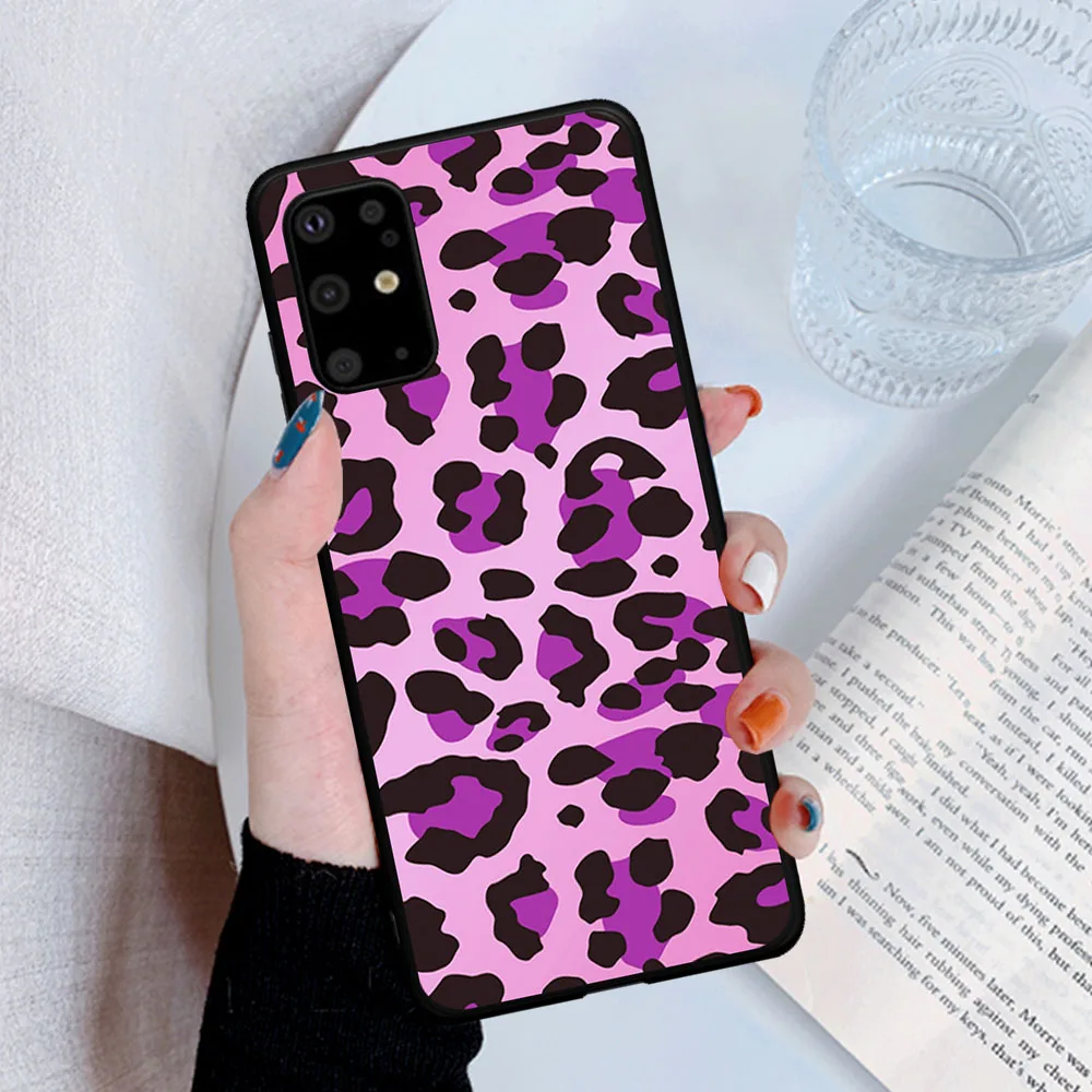 Лидер продаж Цвета: белый розовый и зеленый из коровьей кожи с леопардовым