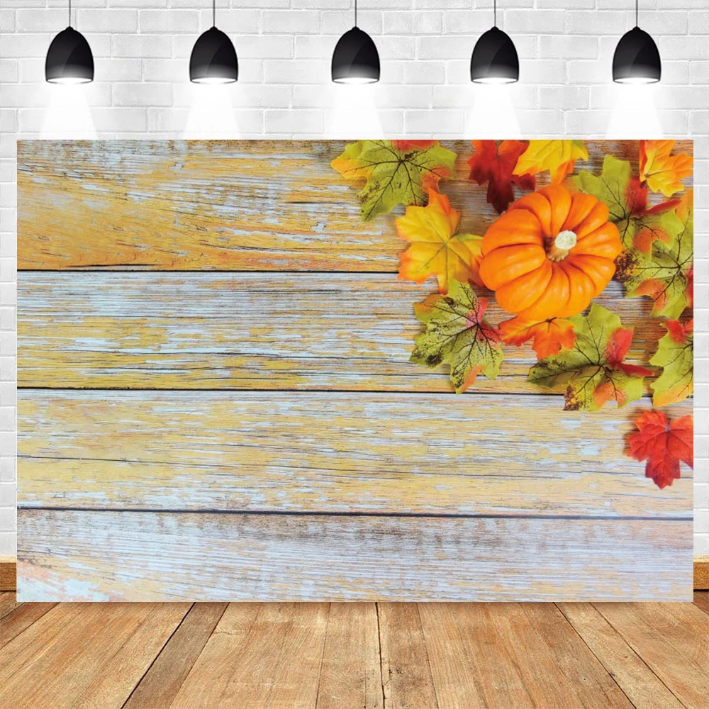 Фон для студийной фотосъемки с изображением осенней тыквы листьев деревянного