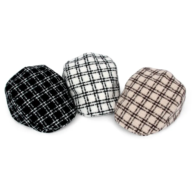

Plaid Beret cap for women and men autumn and winter white thick hat unisex fashion lattice British style shopping casual hat