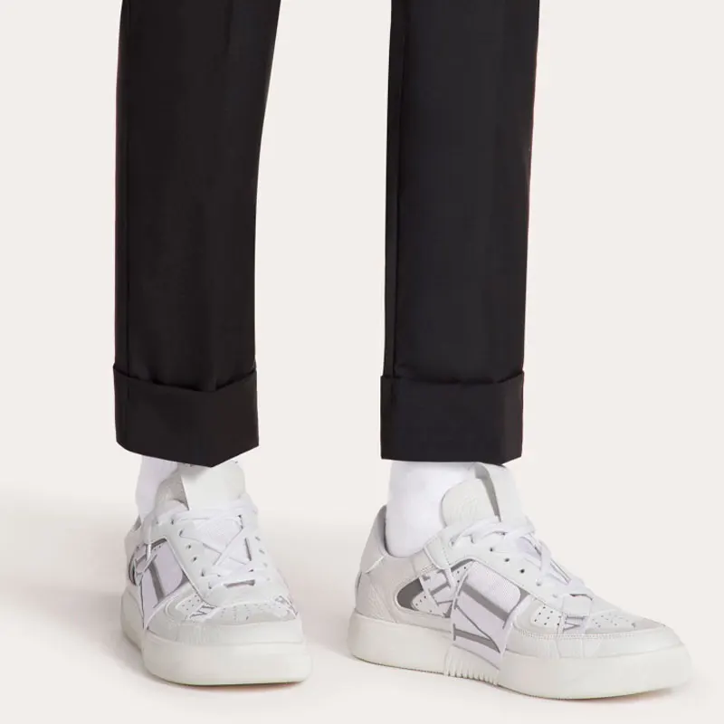 

Top designers design high quality men's shoes leather printed small white shoes breathable couples casual sports shoes women sho