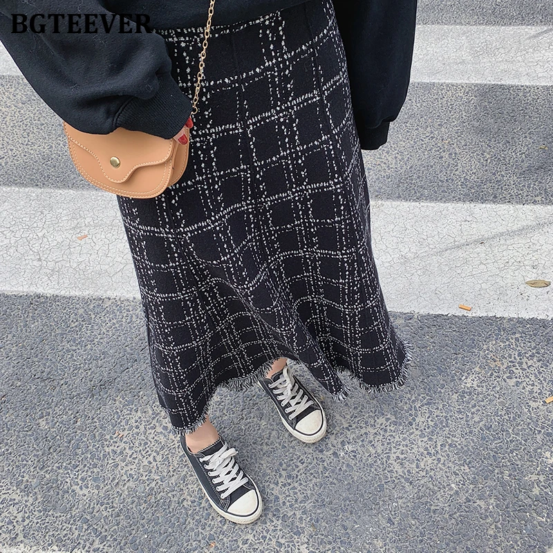 BGTEEVER винтажные клетчатые женские вязаные юбки с кисточками эластичная резинка