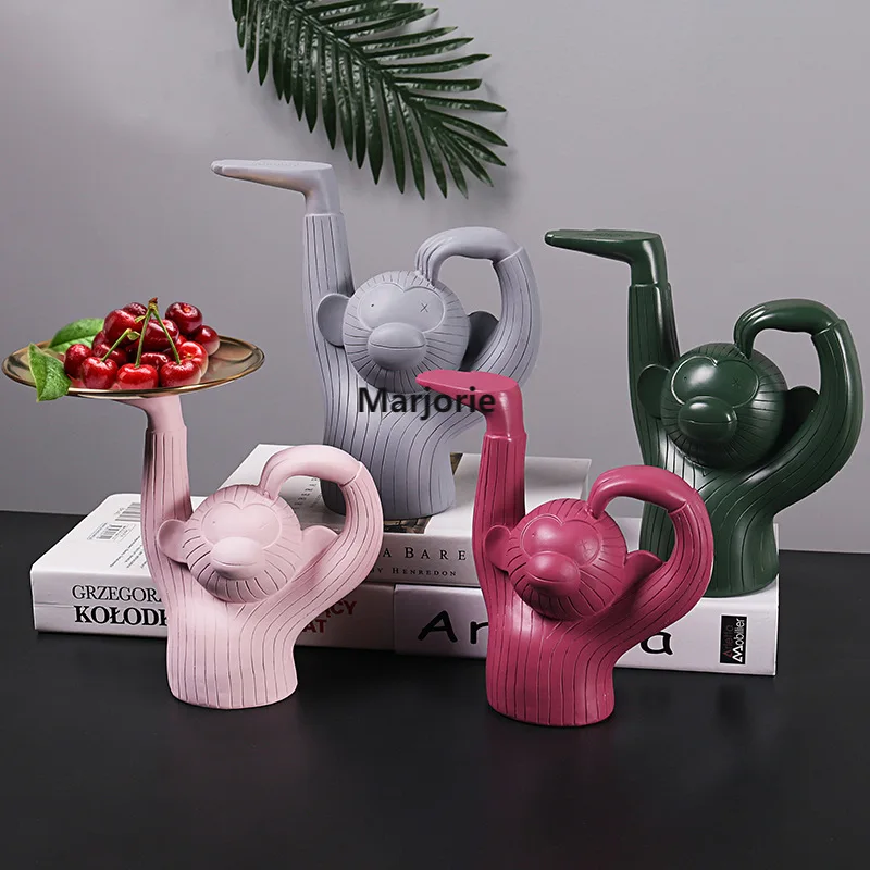 

2021 Nordic Style Small Stainless Steel Monkey Tray Home Decoration, Creative Front Desk Living Room Candy Storage Decoration