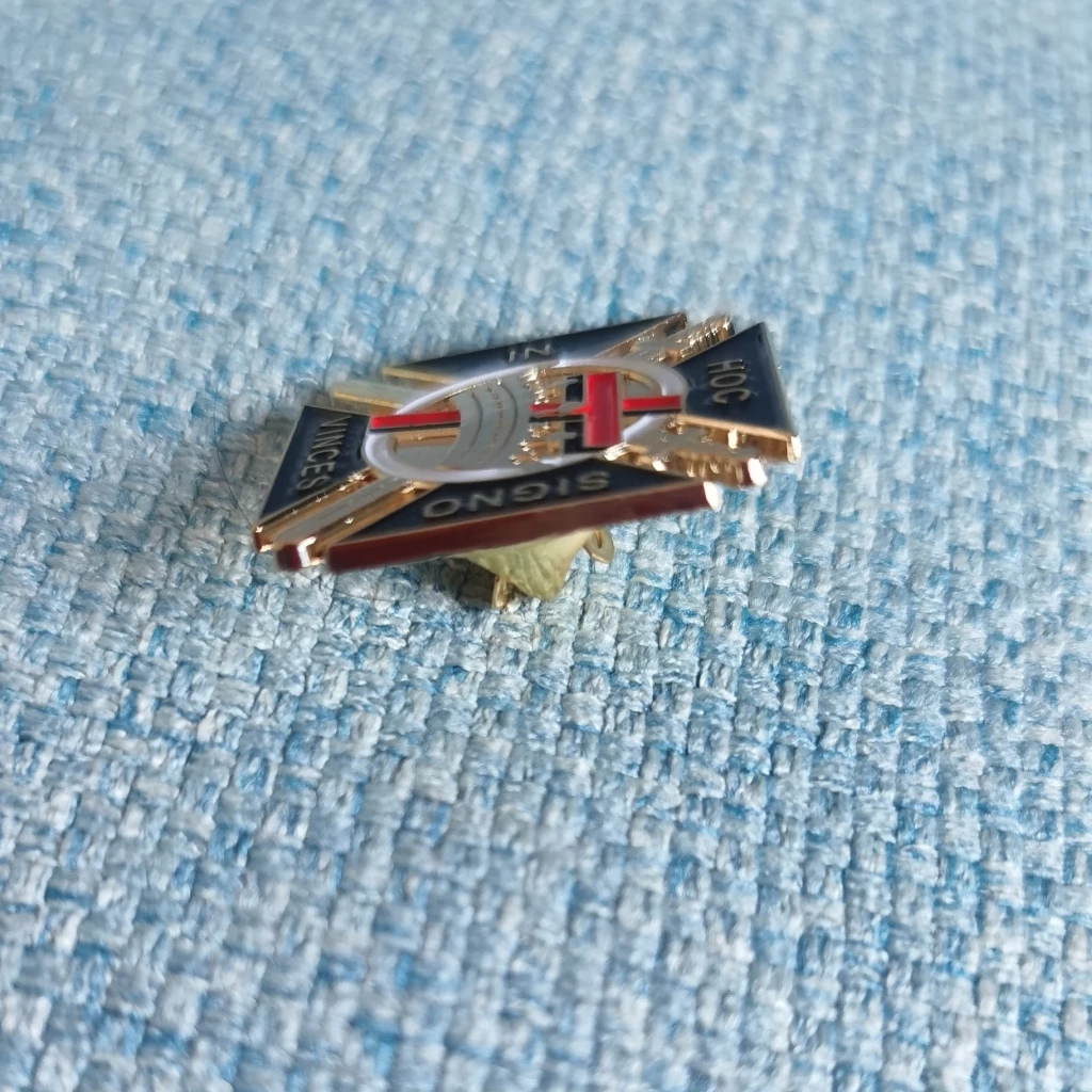 1 шт. &quotзначок с логотипом доспехов тампларов | Дом и сад