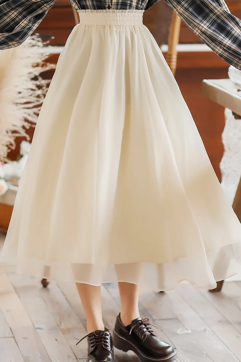 

Korean design ladies White Spring pleated skirts High fashion elastic waist skirts Wholesale