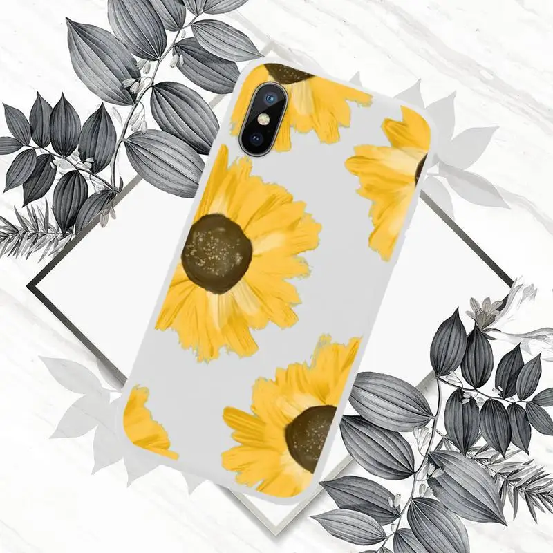 

Cute cartoon daisy flower Phone Case Candy Color for iPhone 6 7 8 11 12 s mini pro X XS XR MAX Plus