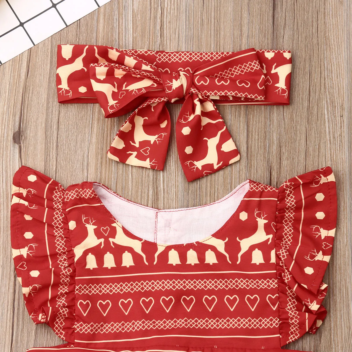 Комбинезон Санты для маленьких девочек с кружевными рукавами и оборками