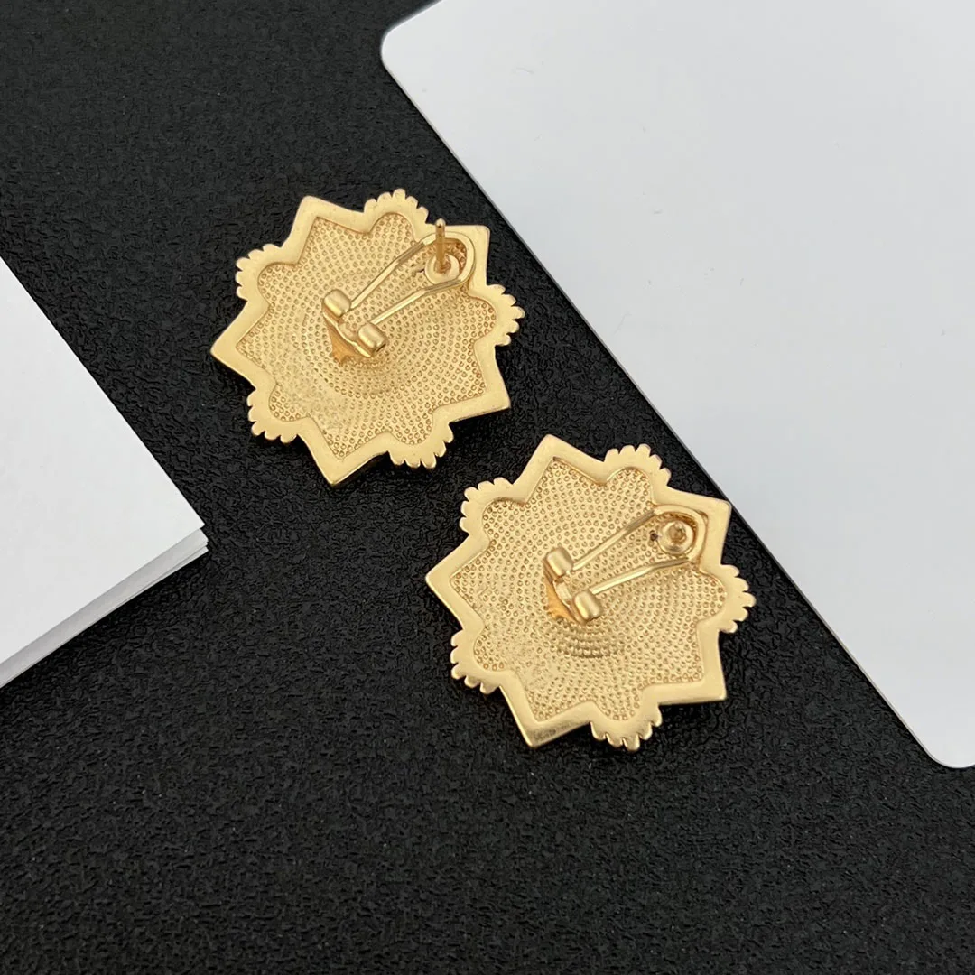 

Женские позолоченные серьги-гвоздики, из латуни