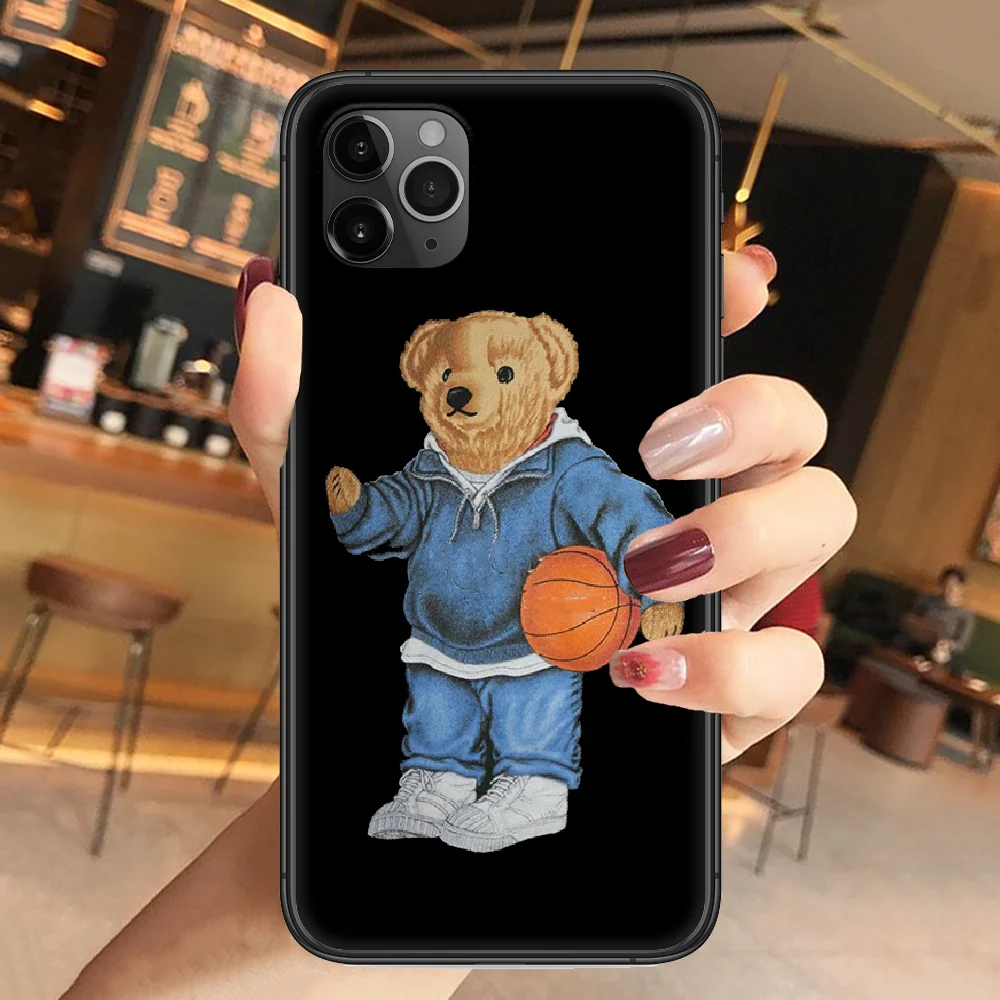 

Italy Fashion Cute Bear Phone Case Cover Hull For iphone 5 5s se 2 6 6s 7 8 12 mini plus X XS XR 11 PRO MAX black trend