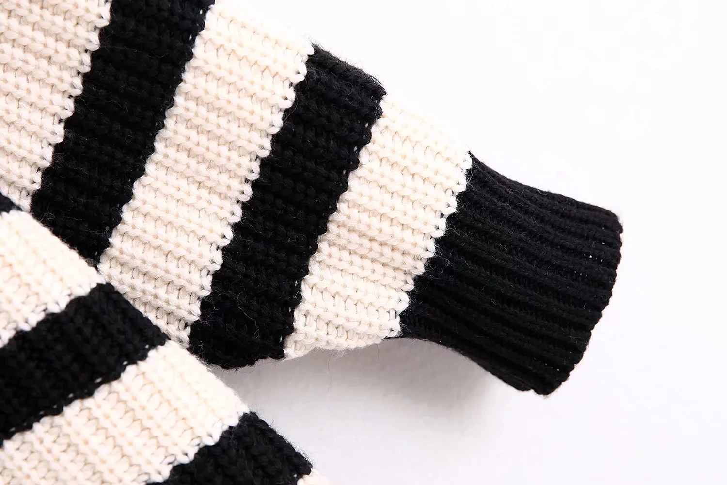 autumn long sleeve knitted Sweater women black white loose stripe winter Pullovers Casual Knitwear casual Clothing 2019 | Женская одежда