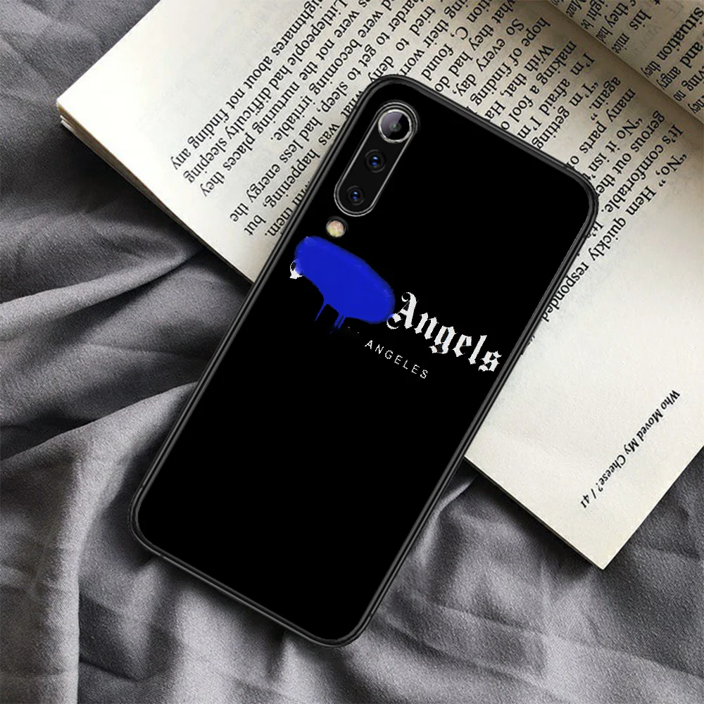 

Palm-Los Luxury Angeles Bear Phone Case For Xiaomi Mi Note 10 A3 9 MAX 3 A2 8 9 Lite Pro Ultra black Coque Trend Back 3D Bumper