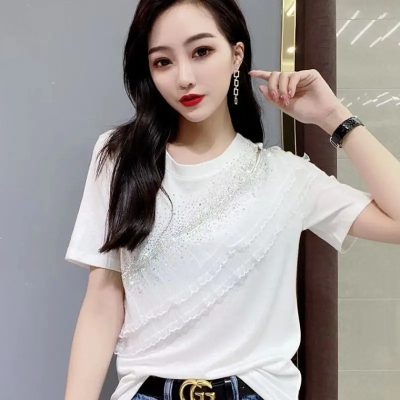 

Yangqi Europe 95 cotton station 2021 summer new Korean loose Ruffle leaky shoulder T-shirt short sleeve