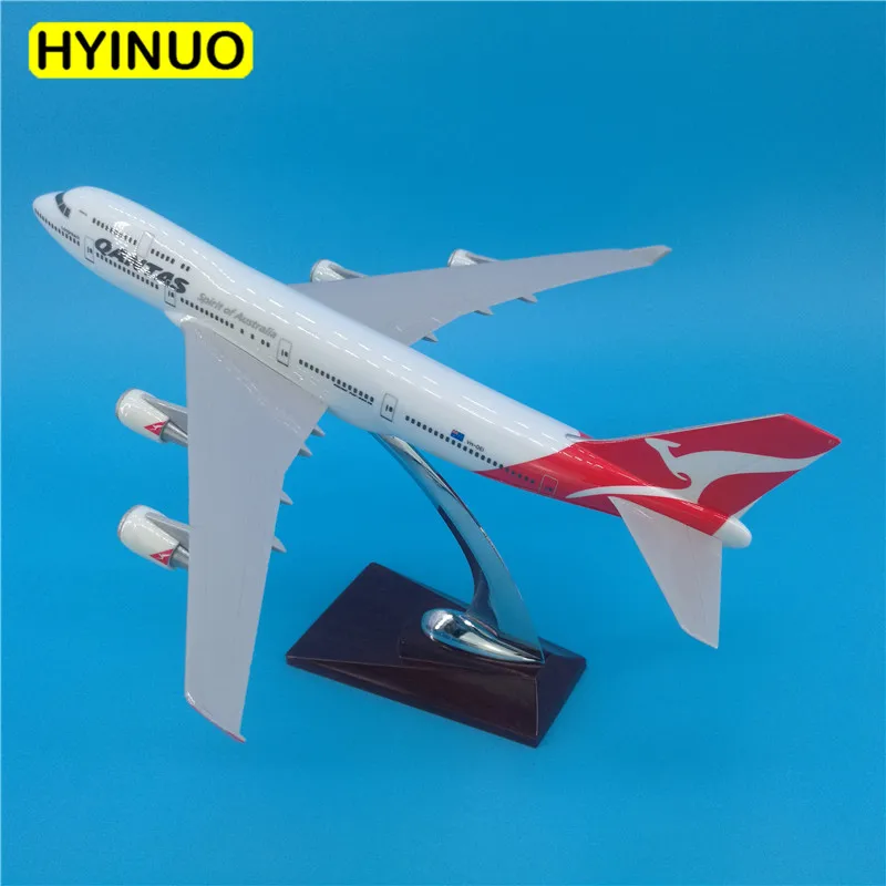 32CM 1:250 B747model QANTAS Australia airline with alloy base resin aircraft plane collectible display model collection | Игрушки и