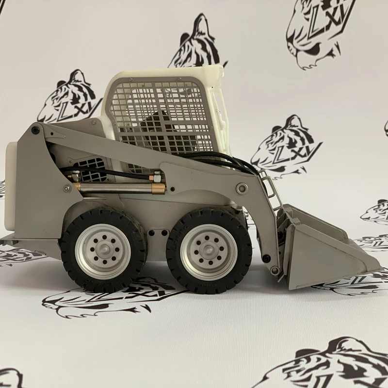 Verkauf 1/14 RC Bobcat Hydraulische Kompaktlader Modell Pumpe Ventil ESC Motor Ohne Licht Sound Radio Batterie