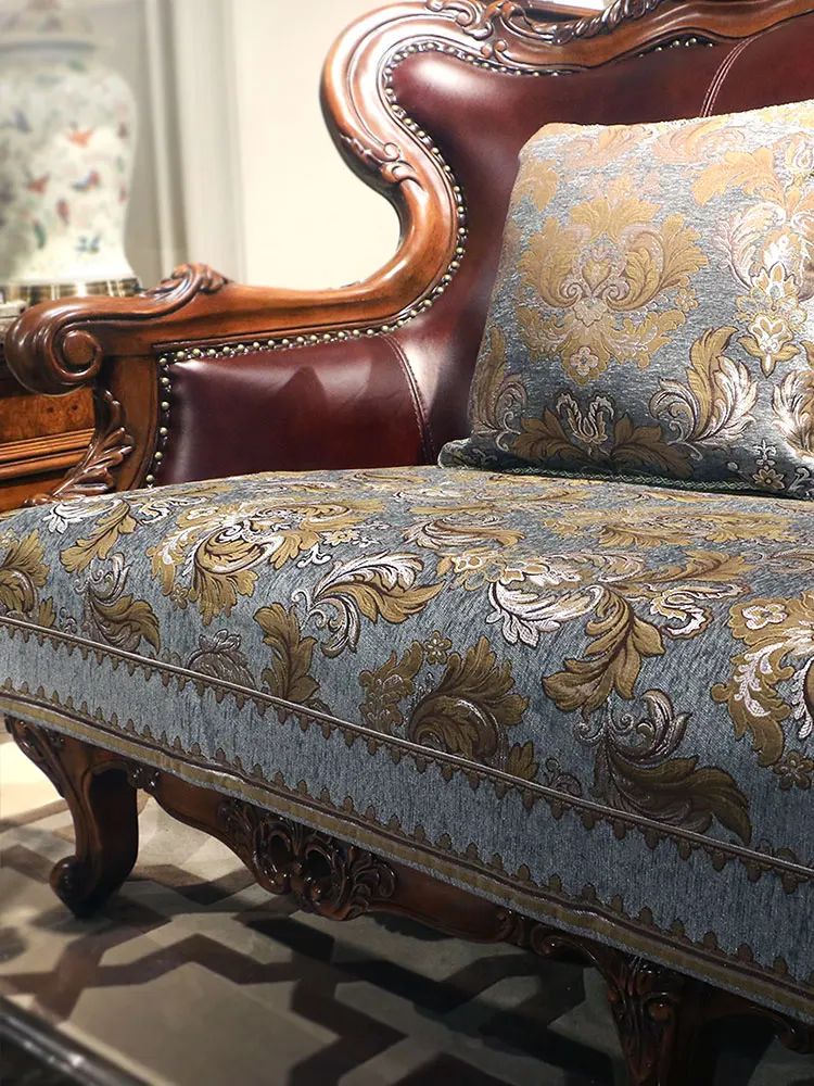 Модное нескользящее покрывало для дивана из качественной ткани на осень и зиму |