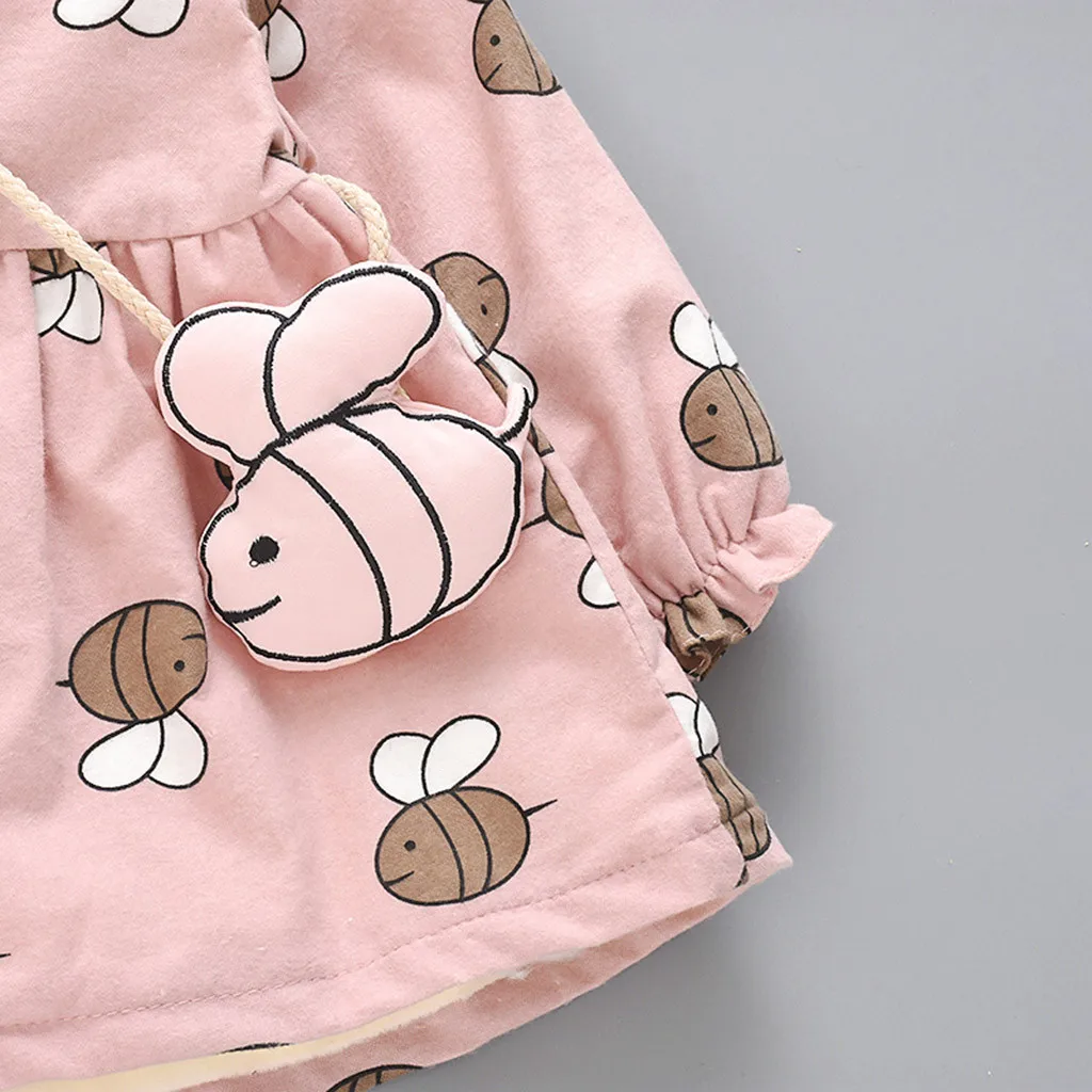 Модное утепленное платье принцессы с длинными рукавами и принтом пчелы для