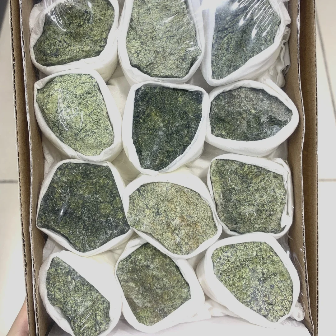 Натуральный минерал в лотке (мини) 1 шт. кристалл стоя необработанные камни для