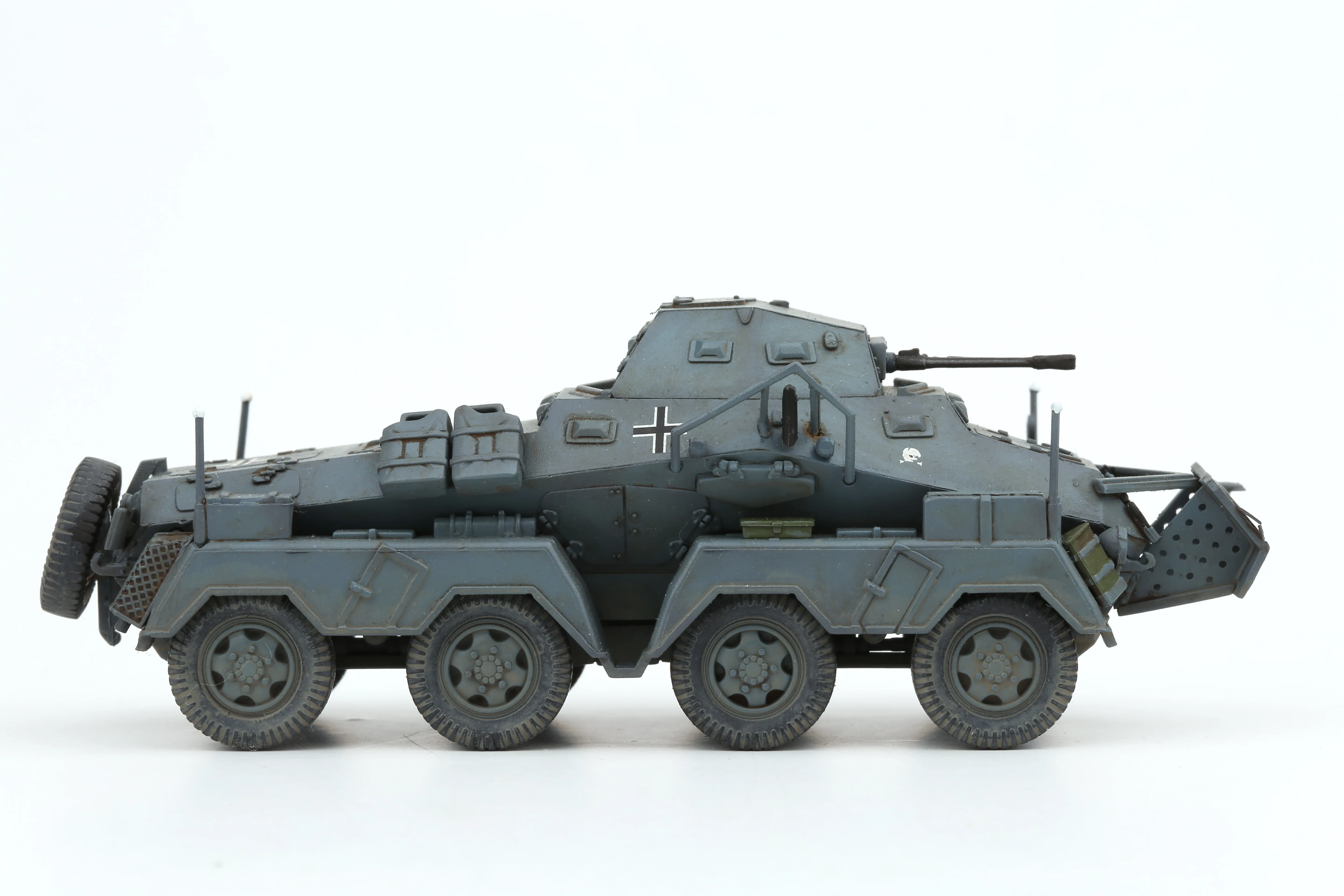 Простая модель 72019 1/72 German Sd kfz 232 армированный автомобиль встроенная |