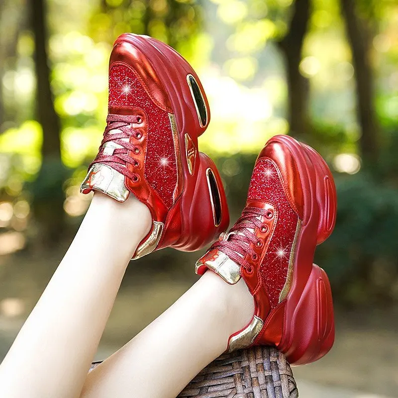 

Women Design Chunky Shoes Lace-Up Rubber Waterproof Sports Platforms Running Black Sliver Red Ladies Sneakers Big Size 2021 New