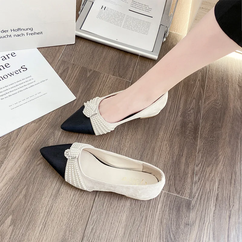 

2021 new Women Pearl Decorateion Shallow Mouth Casual Female Sneakers Flats Pointed Toe Mixed Colors 2021 New Beading Summer