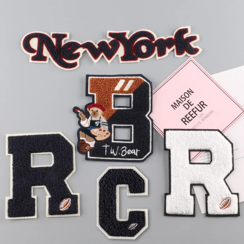 

Fashion Towel Embroidery Patch Stickers Embroidery on Clothes Clothing Decoration Accessories Boys Iron on Patches for Clothes