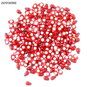 ZOTOONE 100 шт.пакет деревянная Божья коровка наклейка для детей нарисованная клейкая задняя часть DIY ремесло домашвечерние праздничное украшение E