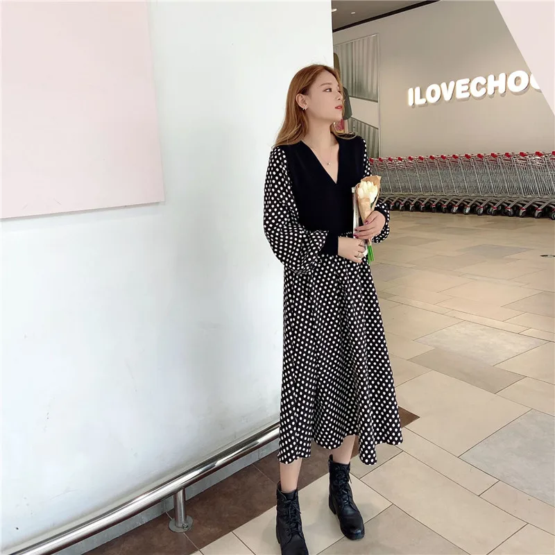 

Retro Temperament Fake Two Piece Knitted Stitching Floral Dress 2020 Autumn And Winter New Fashion Waist Slimming Long SkirtC432