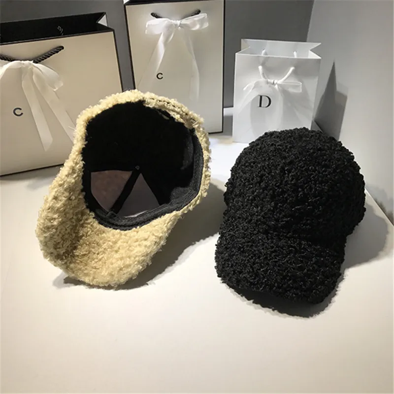 Женская зимняя теплая шапка для пар Черная Повседневная женские и мужские теплые