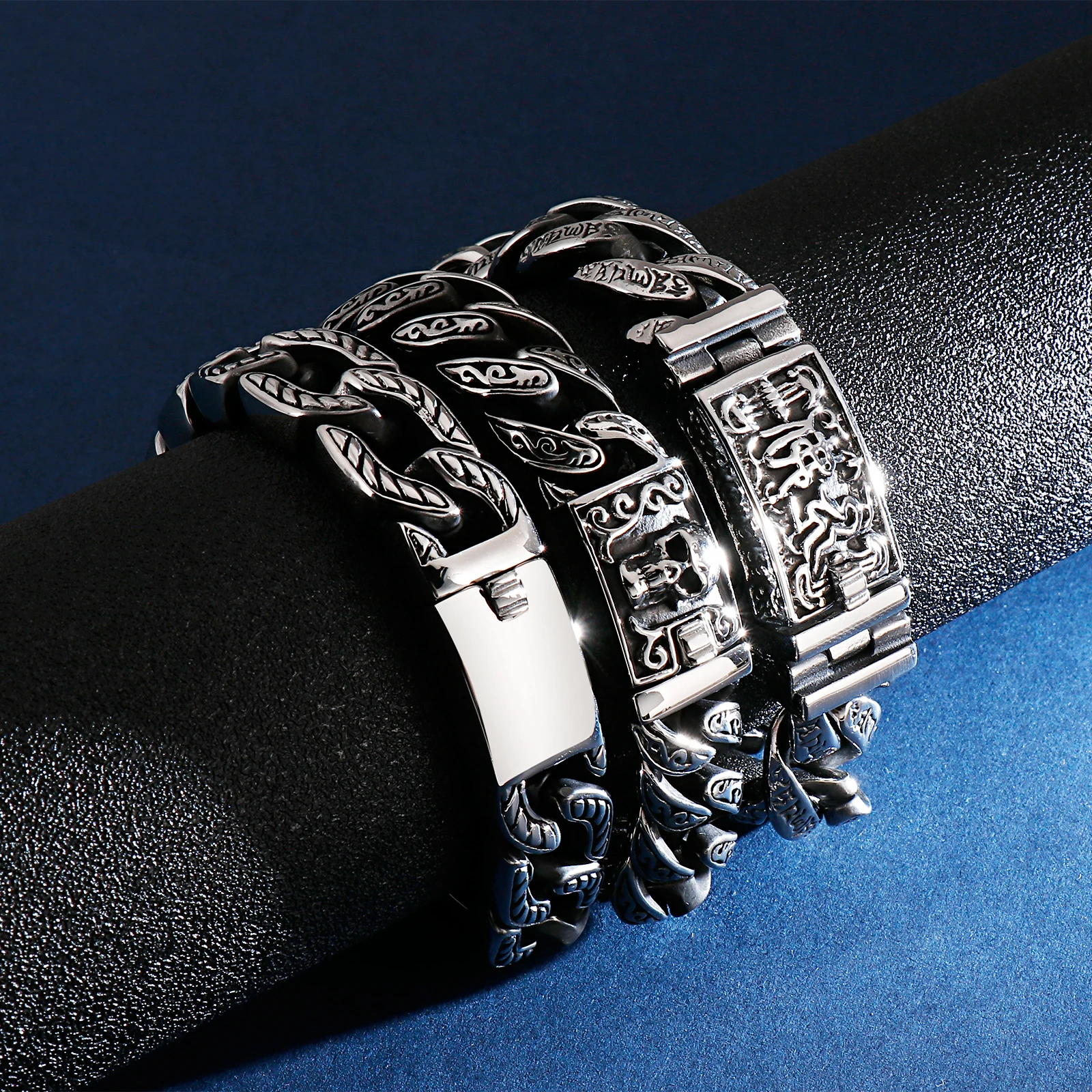 

Punk Skull Male Bracelet 316L Stainless Steel Charm Bangles For Men's Retro Full Skeleton Chain Bracelet Fashion Jewelry 2022