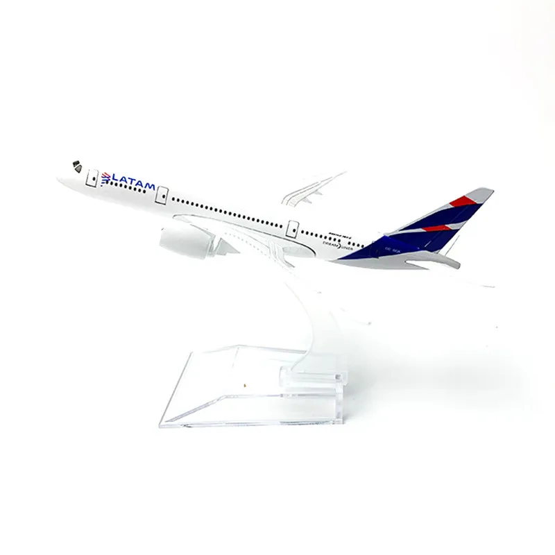 

16cm LATAM 787 Alloy Aircraft Model Plane Model Diecast Aircraft Toys Airplane Airliner Kid Gifts Collectible
