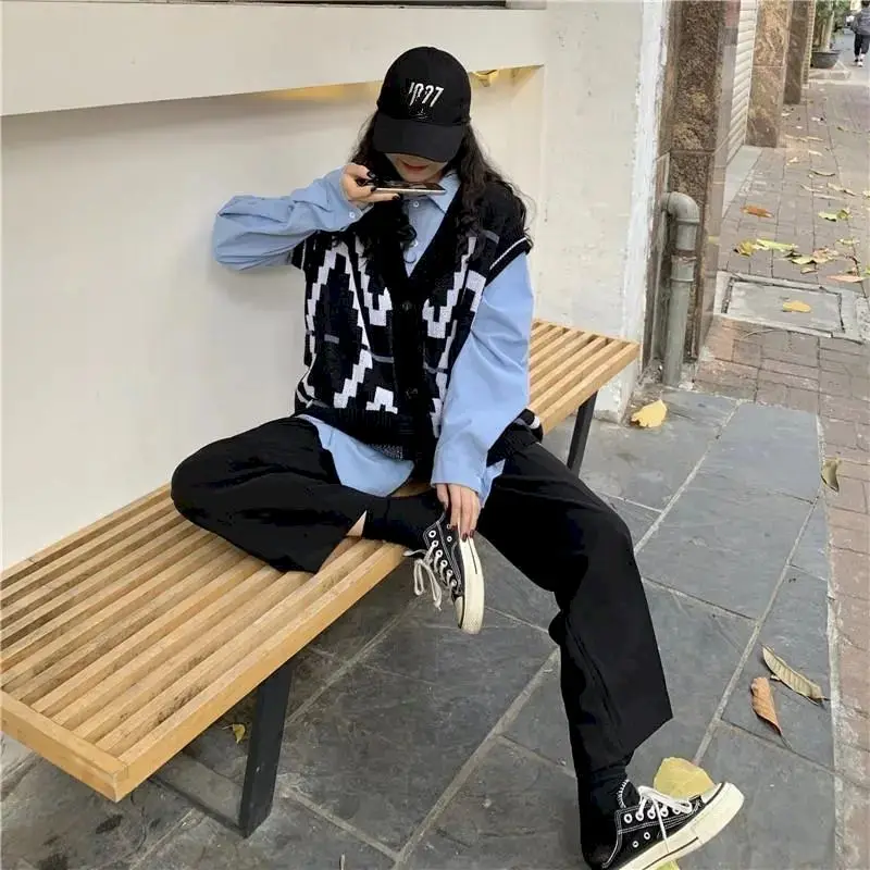 Вязаный жилет в стиле ретро с V-образным вырезом Осень-зима новый стиль Женский