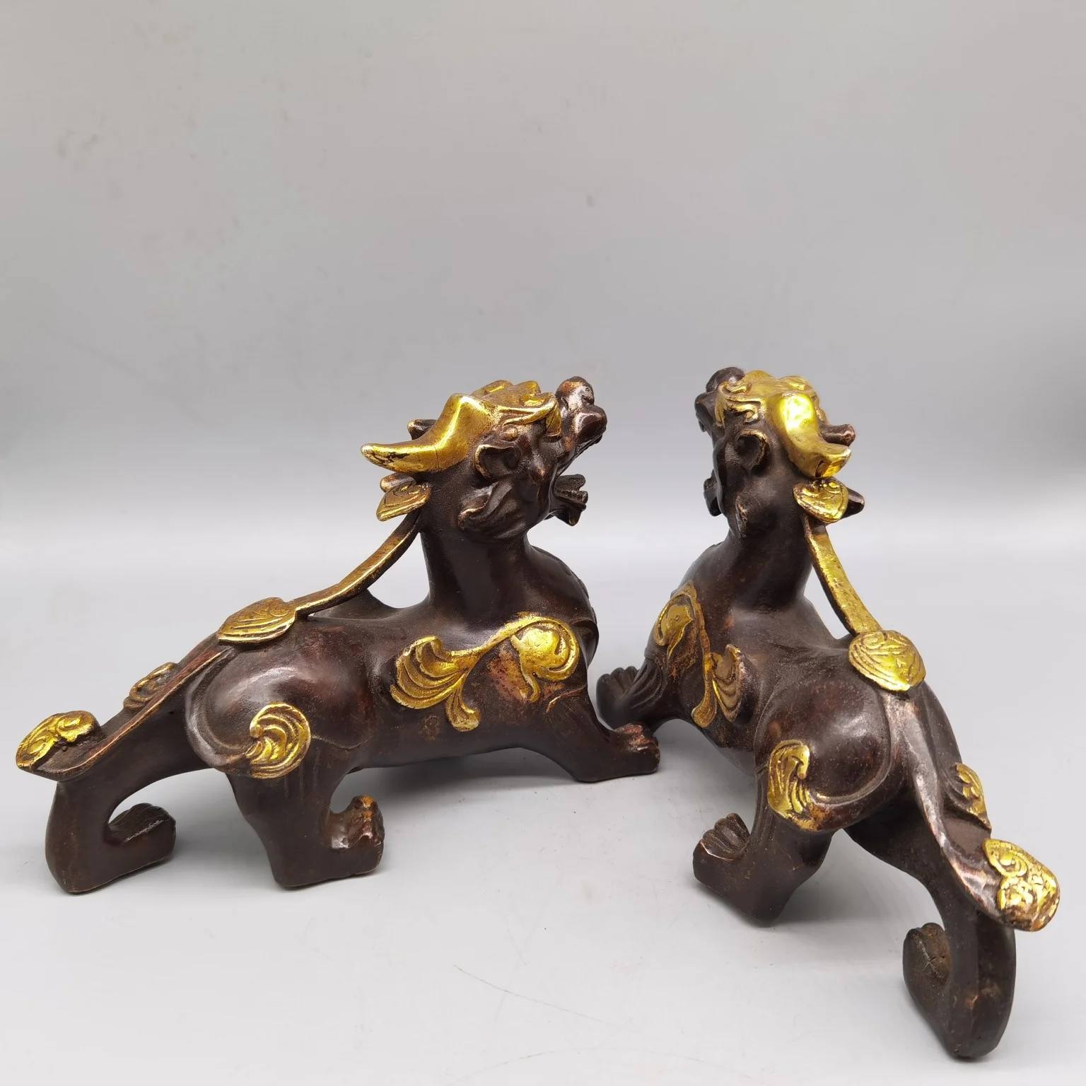 Verkaufen Asiatische Antike Kunst Sammlung Handwerk, Chinesische Alt Reinem Kupfer Pi Xiu Skulptur, Hause Dekoration 1 Paar Metall Tapferen Truppen Statue