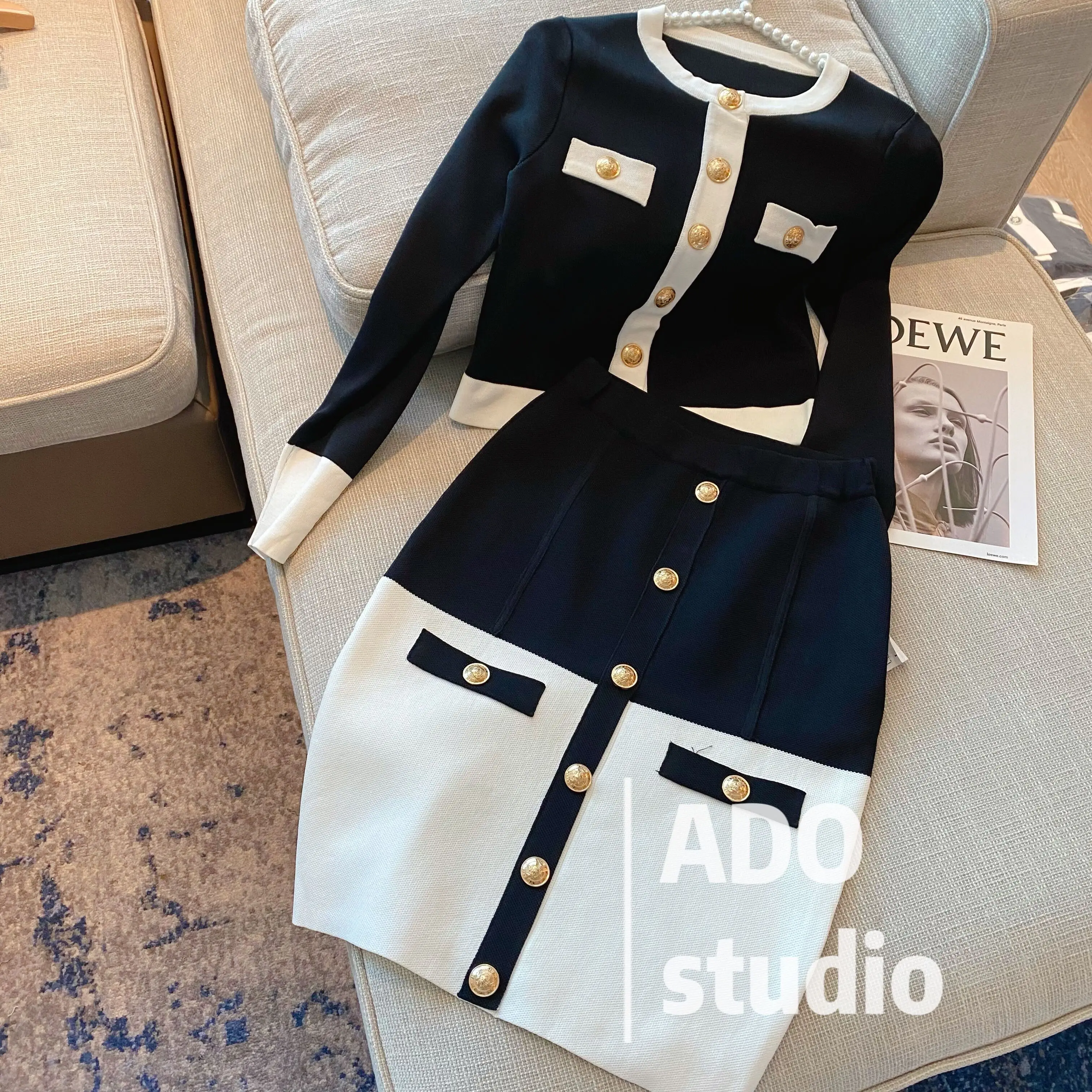 

High Street Fashion Women's Long-Sleeved Knitted Short Coat Contrast Color Slimming Short Skirt Two-Piece Suit