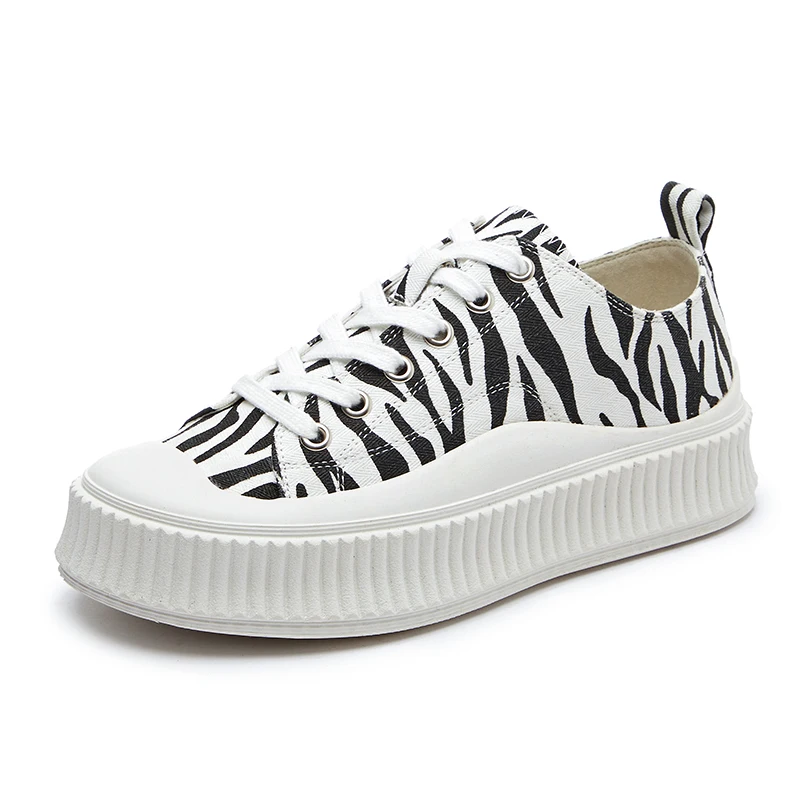 

Women's Canvas Shoes 2021 Summer New Biscuit Shoes Women Leopard Print Women's Sneakers Casual Platform Student Shoes Women