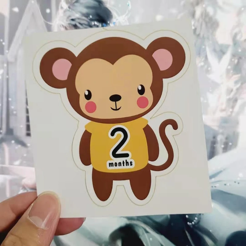 

23GD Cartoon Animal Baby Pregnant Monthly Stickers Memory Recording Milestone Sticker