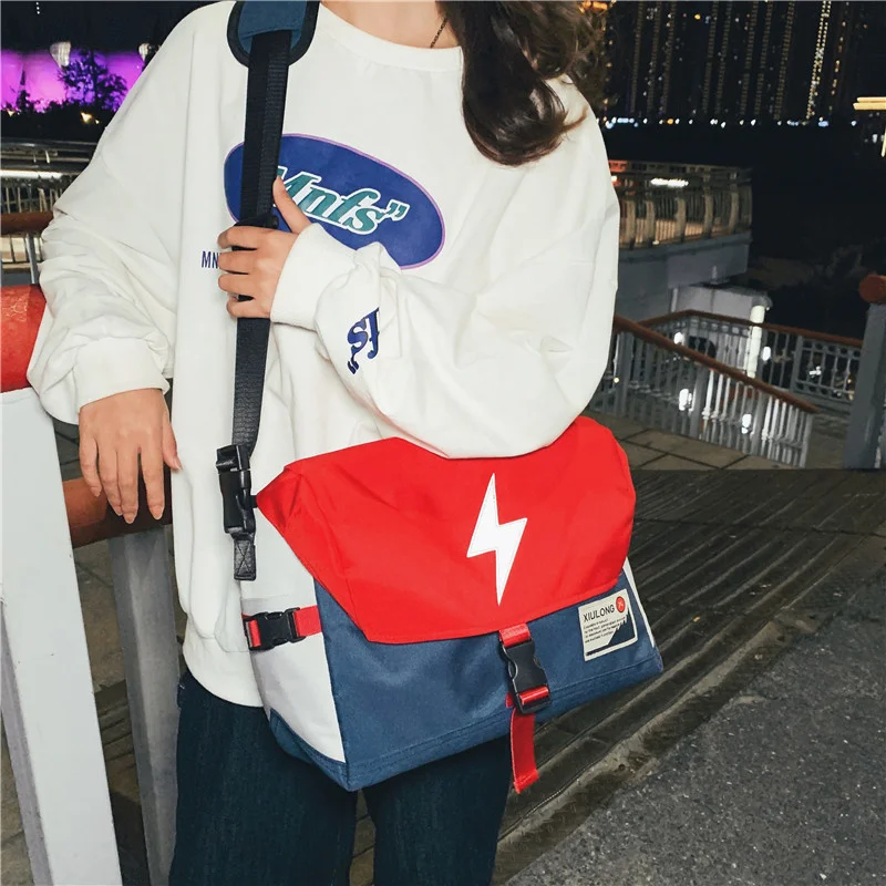 

Single Shoulder Bag Man Inclined Leisure Bag Men And Women Hip Hop Lovers Package Lightning Spell Color Package