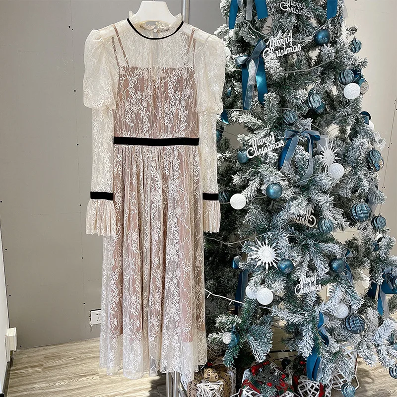 

"Listen to the dew" is a long dress with cut-out lace of early spring 2021