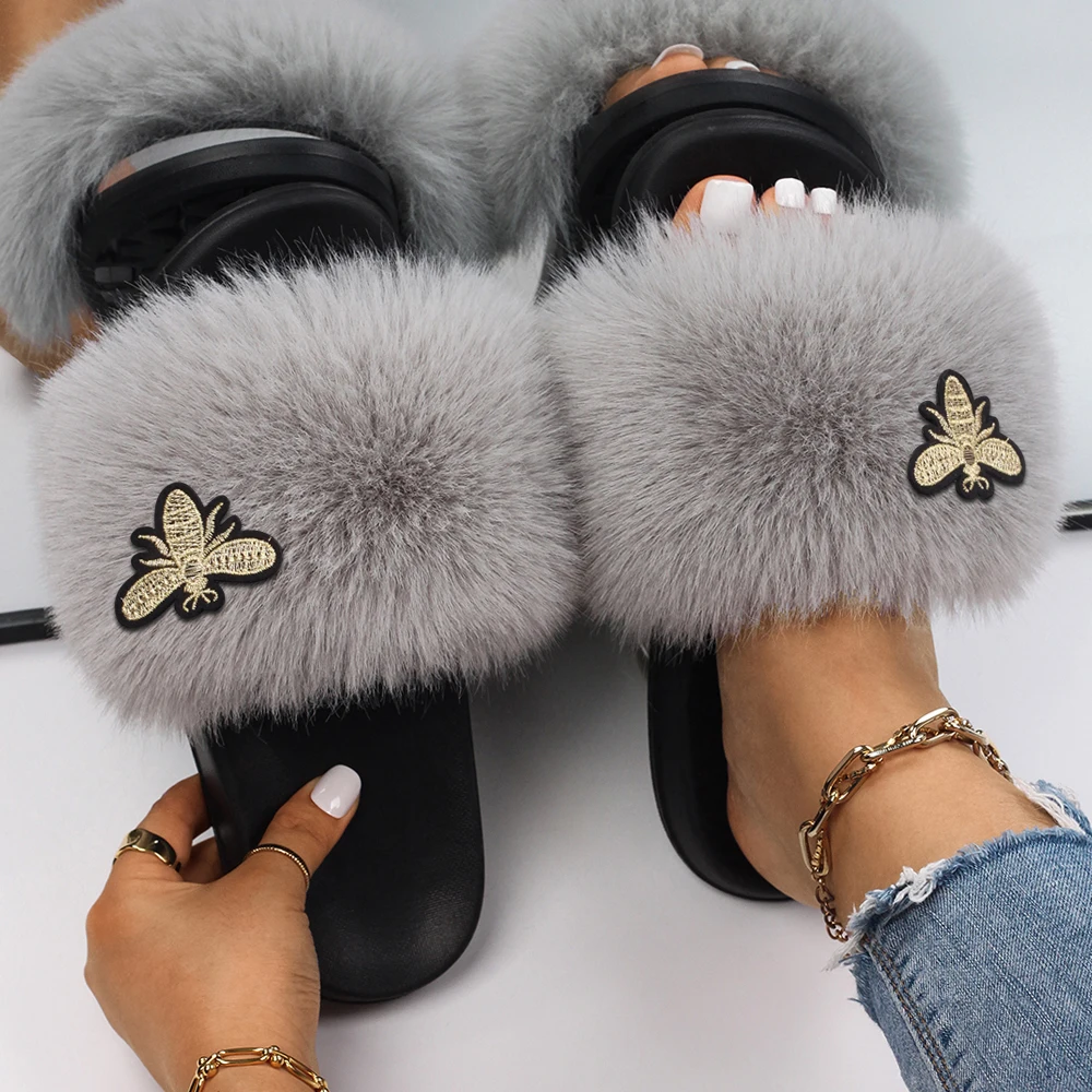 Women's Slippers Insect Applique Faux Fur Slides Fluffy Flip Flops Flat Fur Sandals Fashion Cozy Winter Slippers Furry Shoes