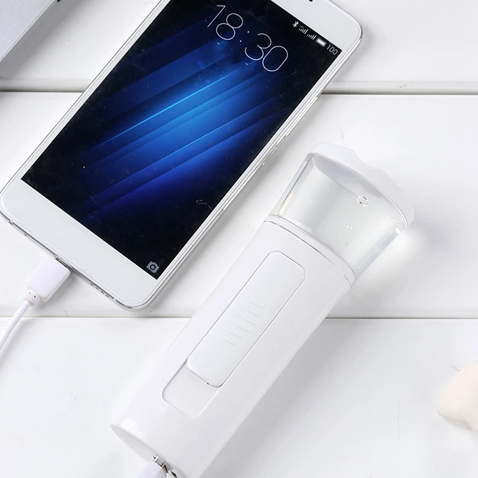 

Mini Handheld Large-Capacity Spray Water Replenishment Instrument USB Charging Treasure Two-In-One Humidifier