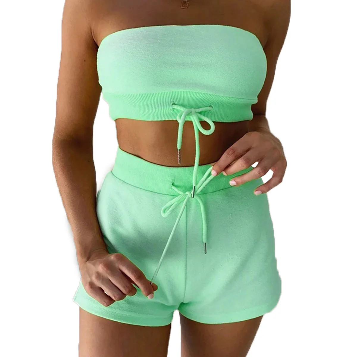 

2020 New Summer Women Two-piece Outfits Sexy Solid Color Drawstrings Wrapped Chest Short Crop Top Shorts Sport Outwear Beachwear
